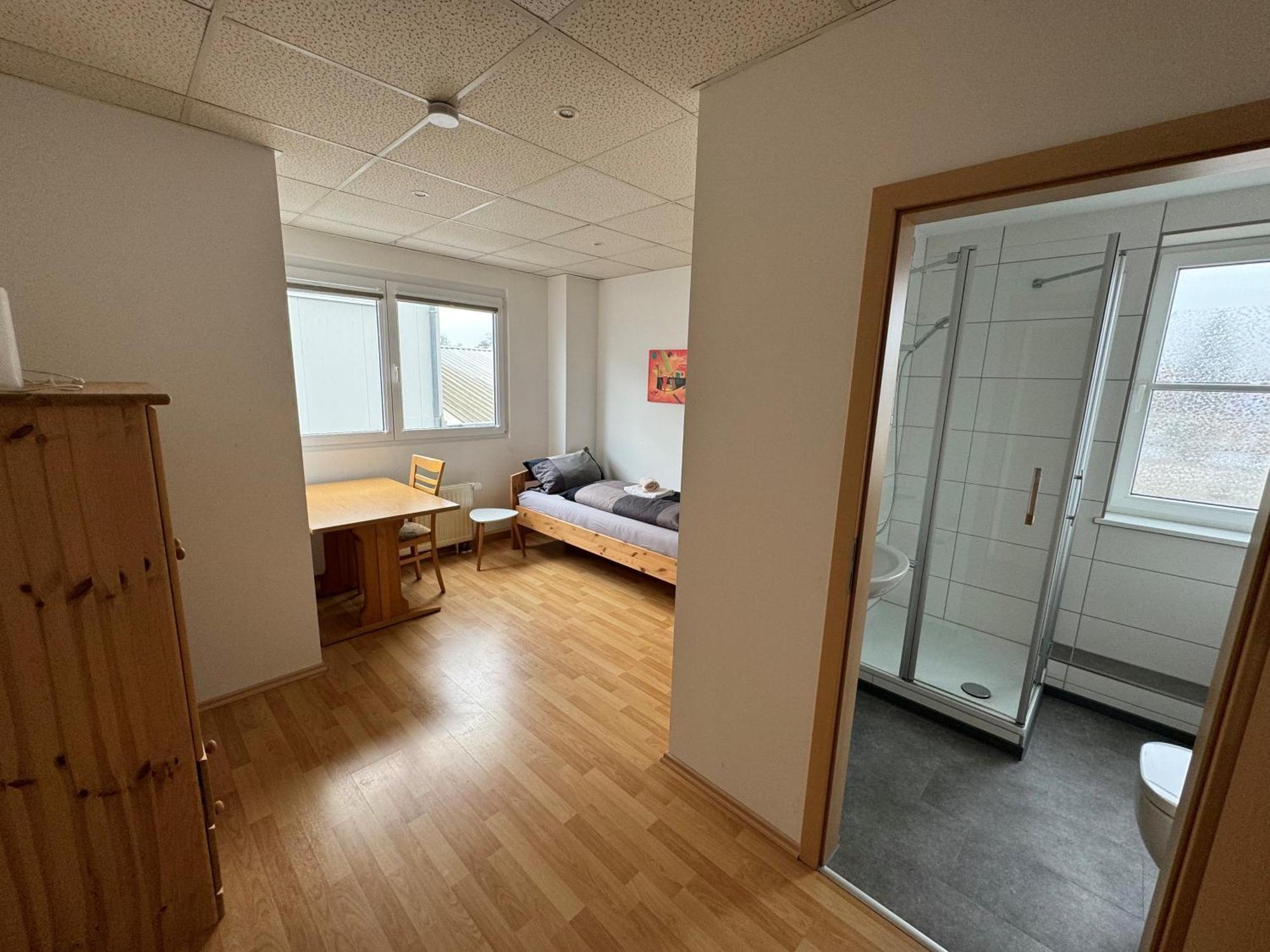 Pension Schweizer Laupheim Exterior foto